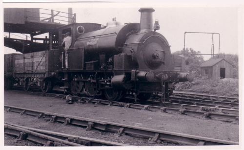 05029 No.5 Beaudesert 0-6-0ST Fox Walker 266-1875 C & R